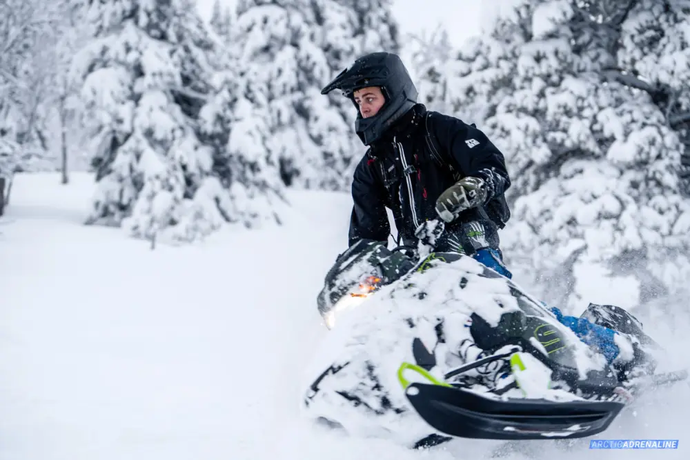 Puder i orörd backe