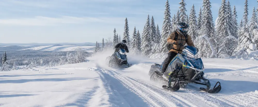 Skoter i djup snö